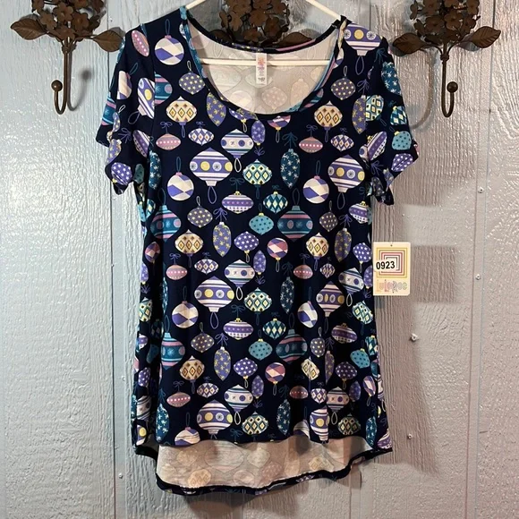 Lularoe classic tee size small - Picture 1 of 5